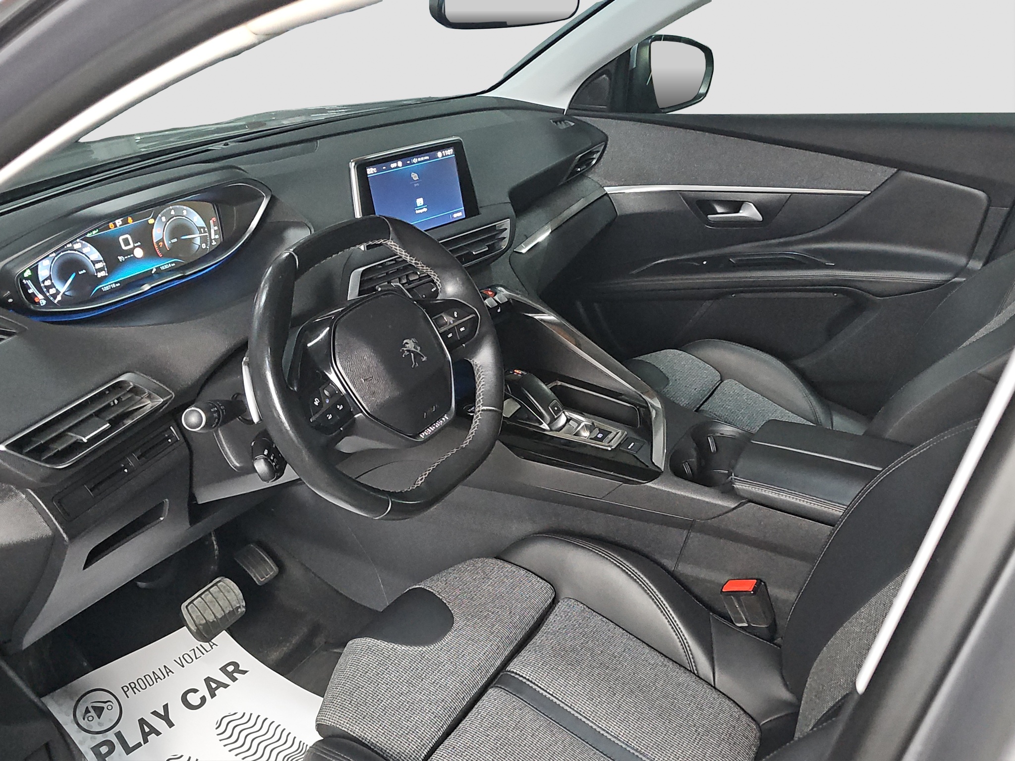 
								Peugeot 3008 POK.KROV/AUTO full									