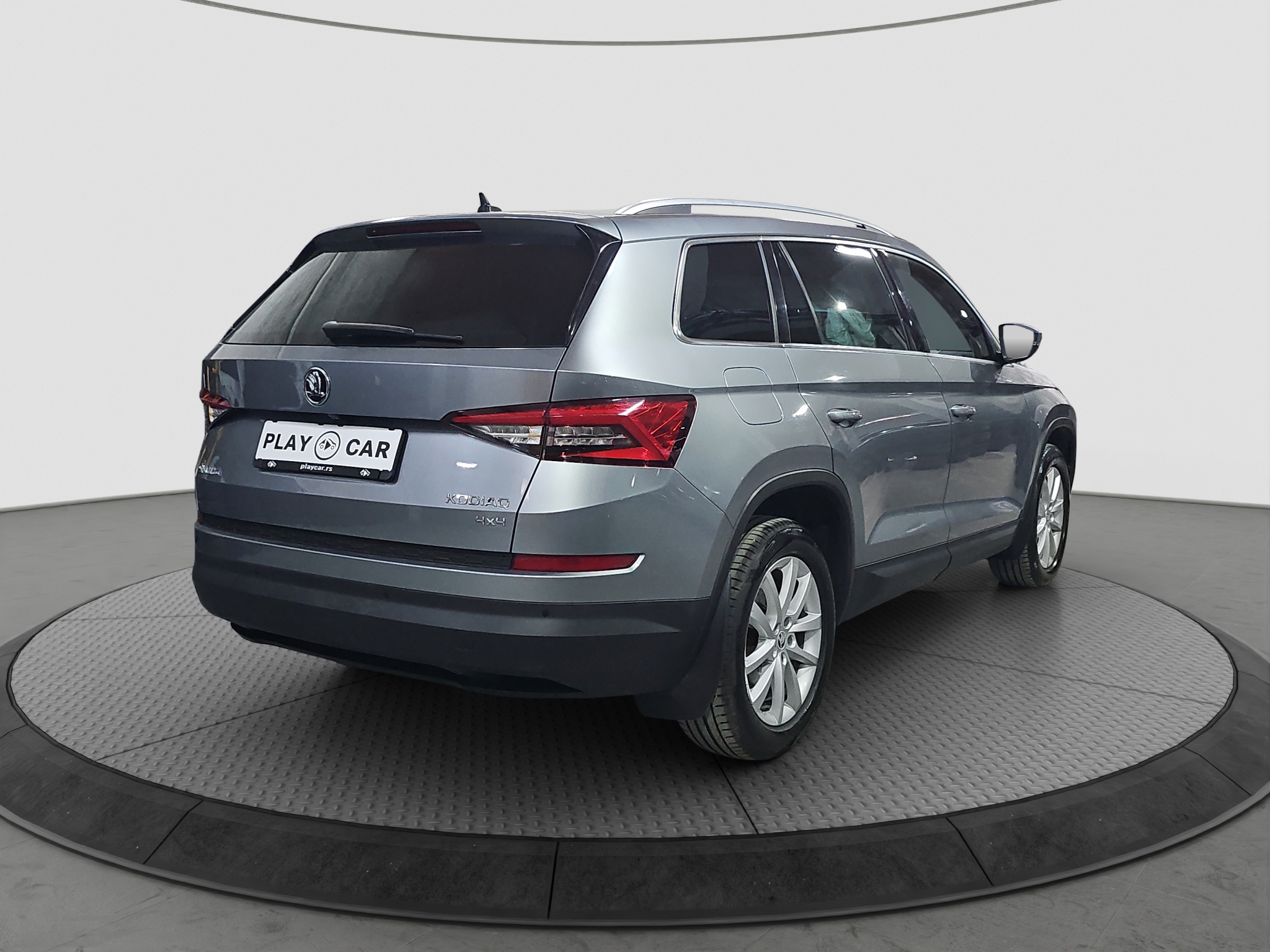 
								Škoda Kodiaq 4X4/AUTO full									