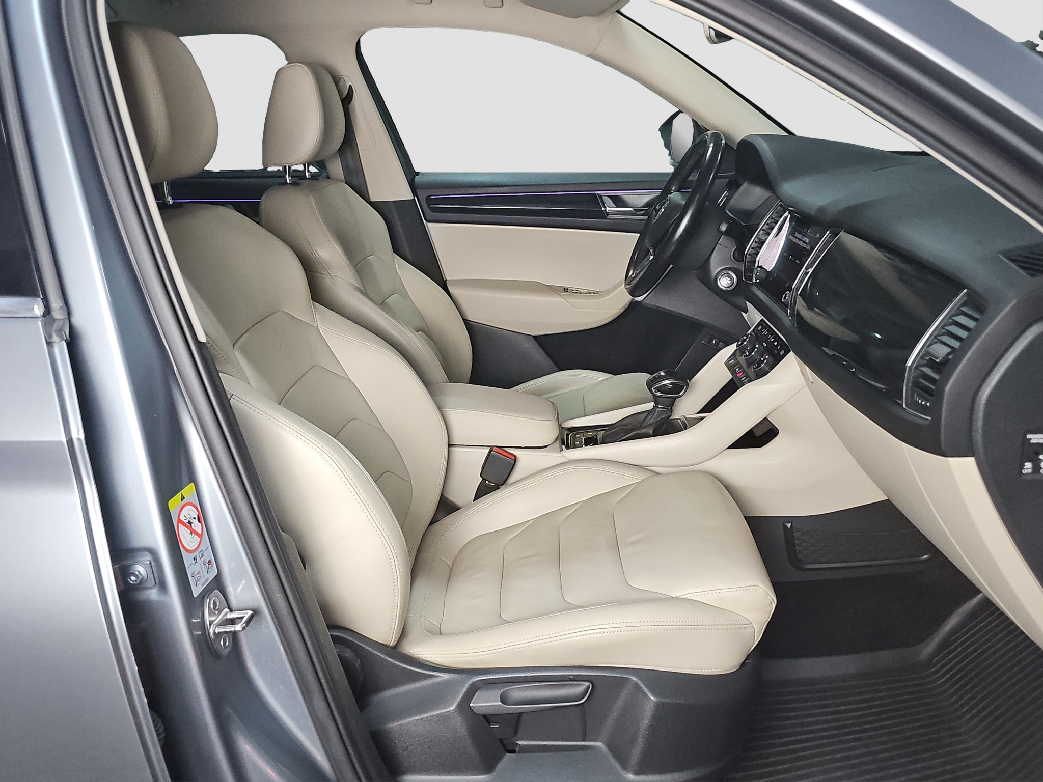 
								Škoda Kodiaq 4X4/AUTO full									