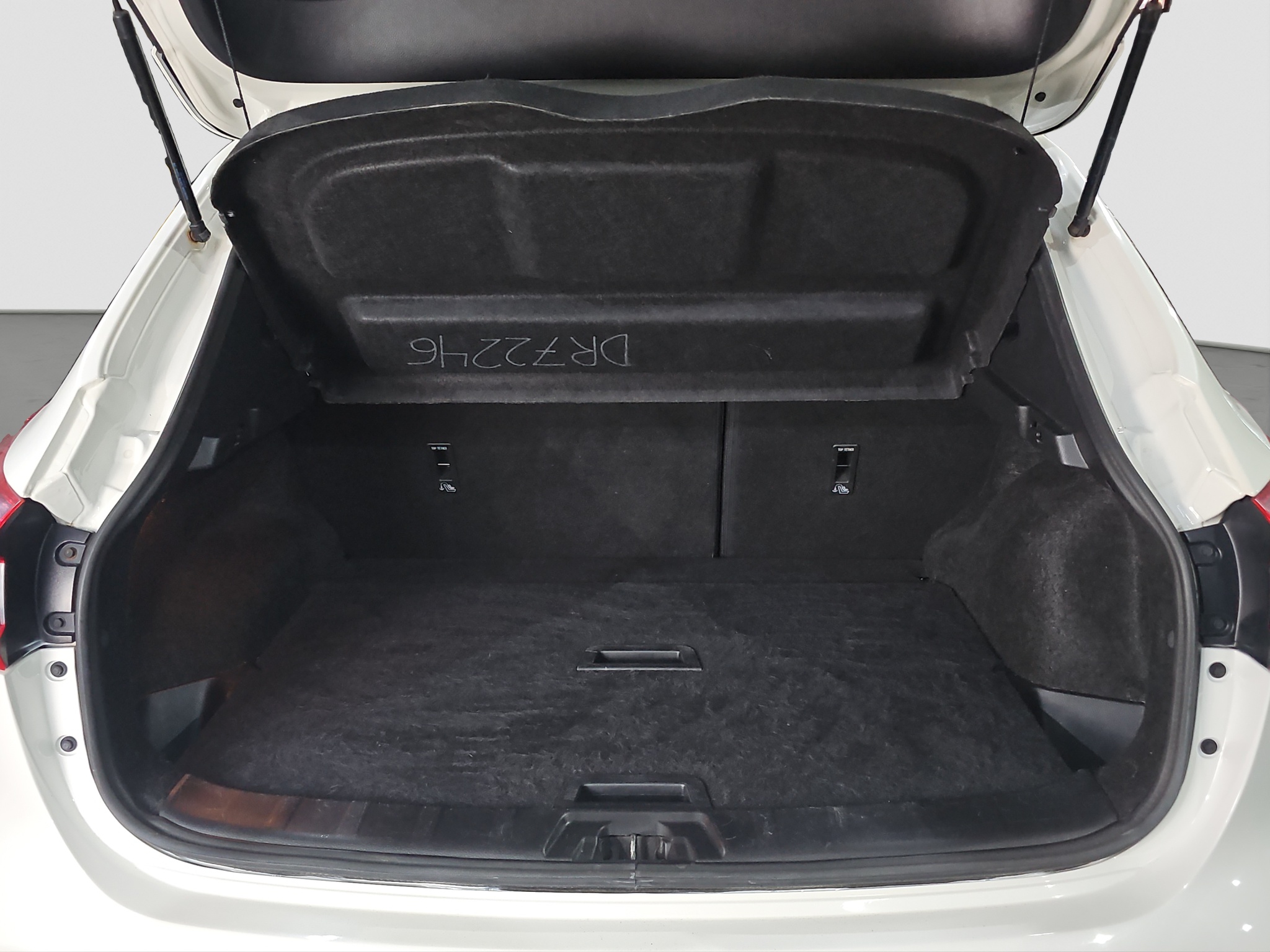
								Nissan Qashqai TEKNA 2019. godište full									