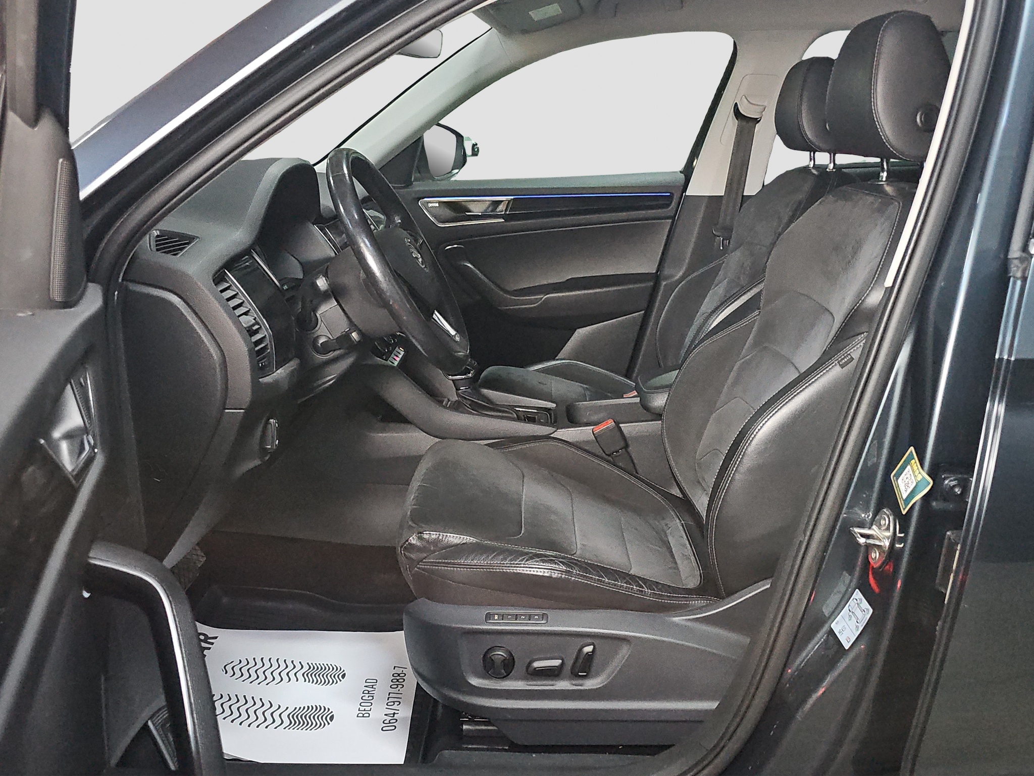 
								Škoda Kodiaq 4X4/DSG full									