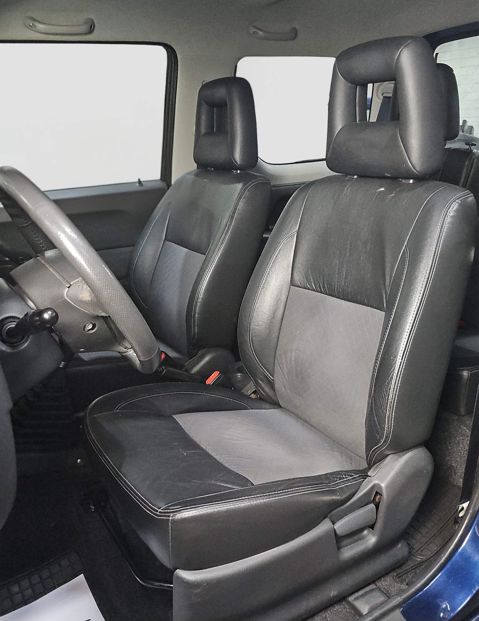 
								Suzuki Jimny full									