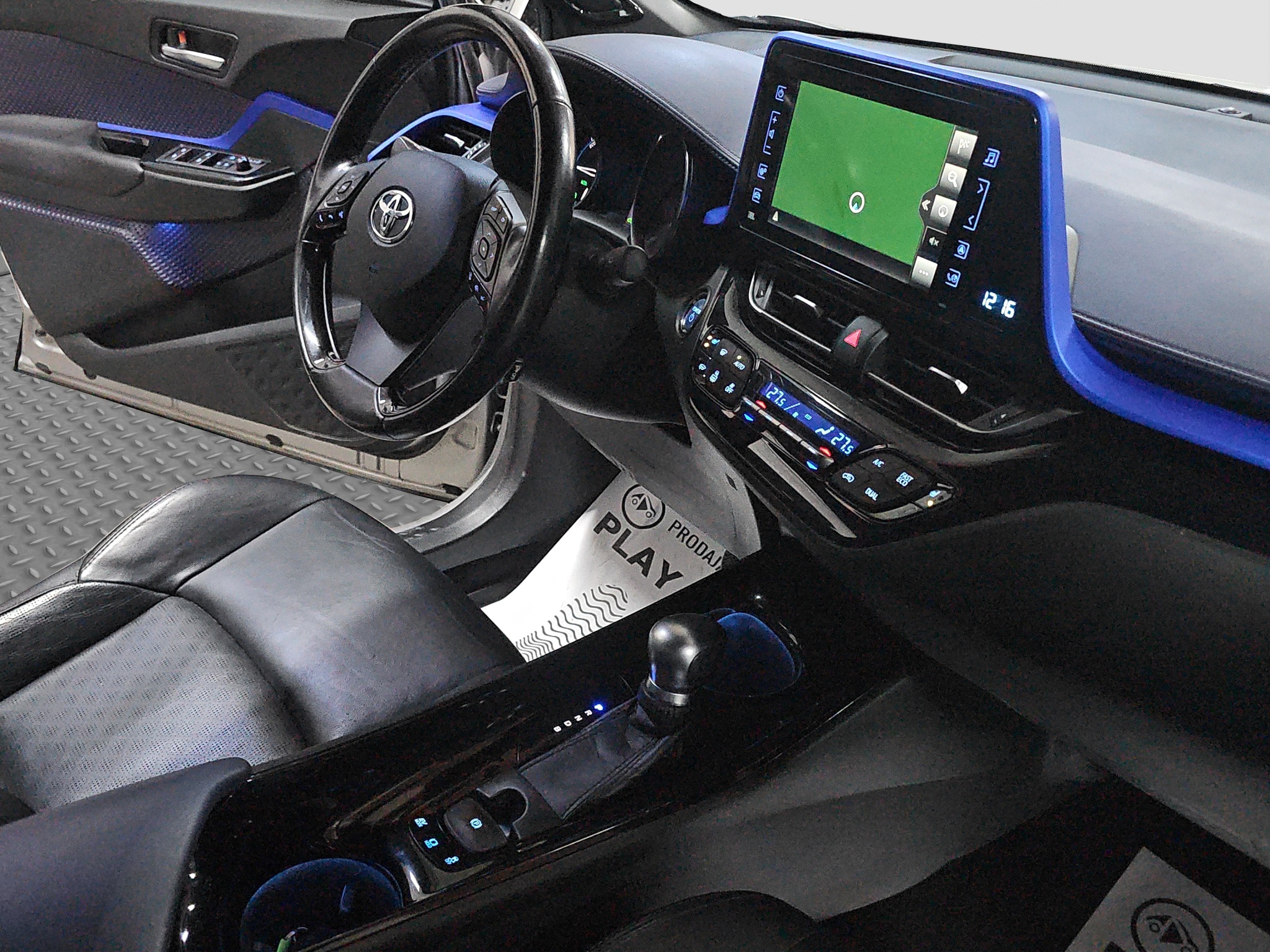 
								Toyota C-HR FU.LL full									