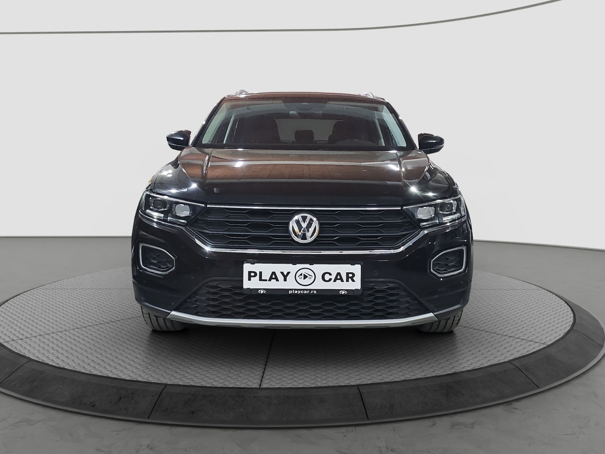 
								Volkswagen T-Roc AUTO/VIRT full									