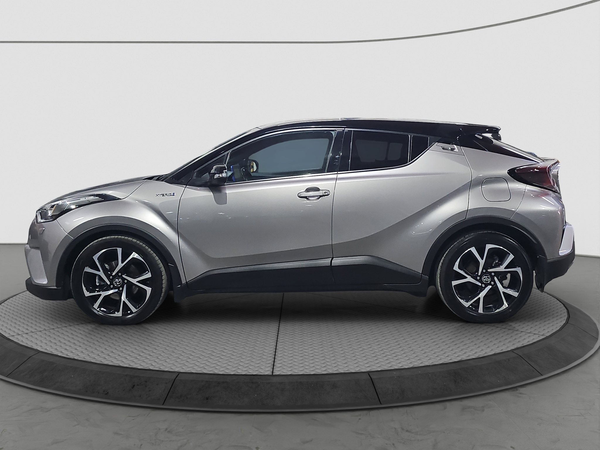 
								Toyota C-HR FU.LL full									