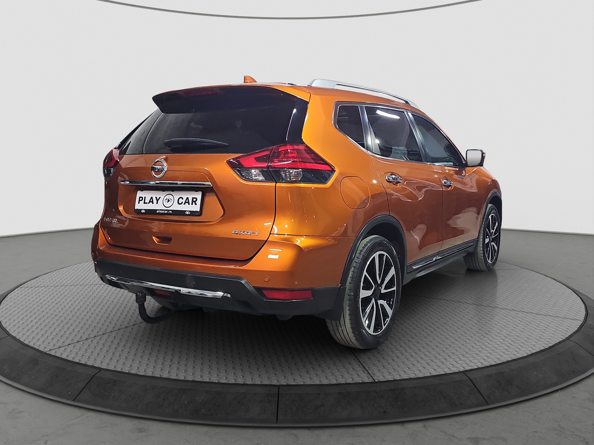 
								Nissan X-Trail TeknaPlus/7sed/AUTO full									