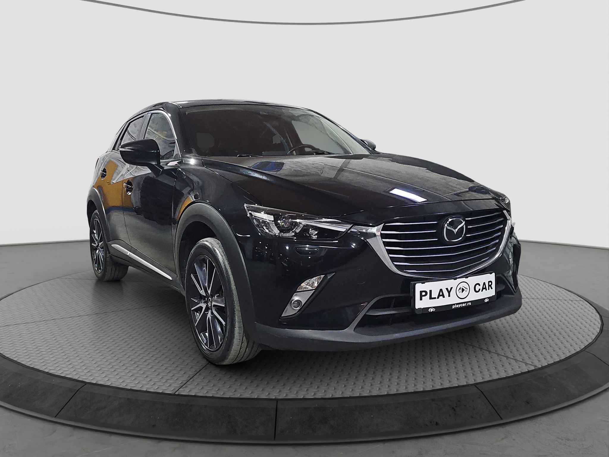 
								Mazda CX-3 AUTO/FU.LL full									
