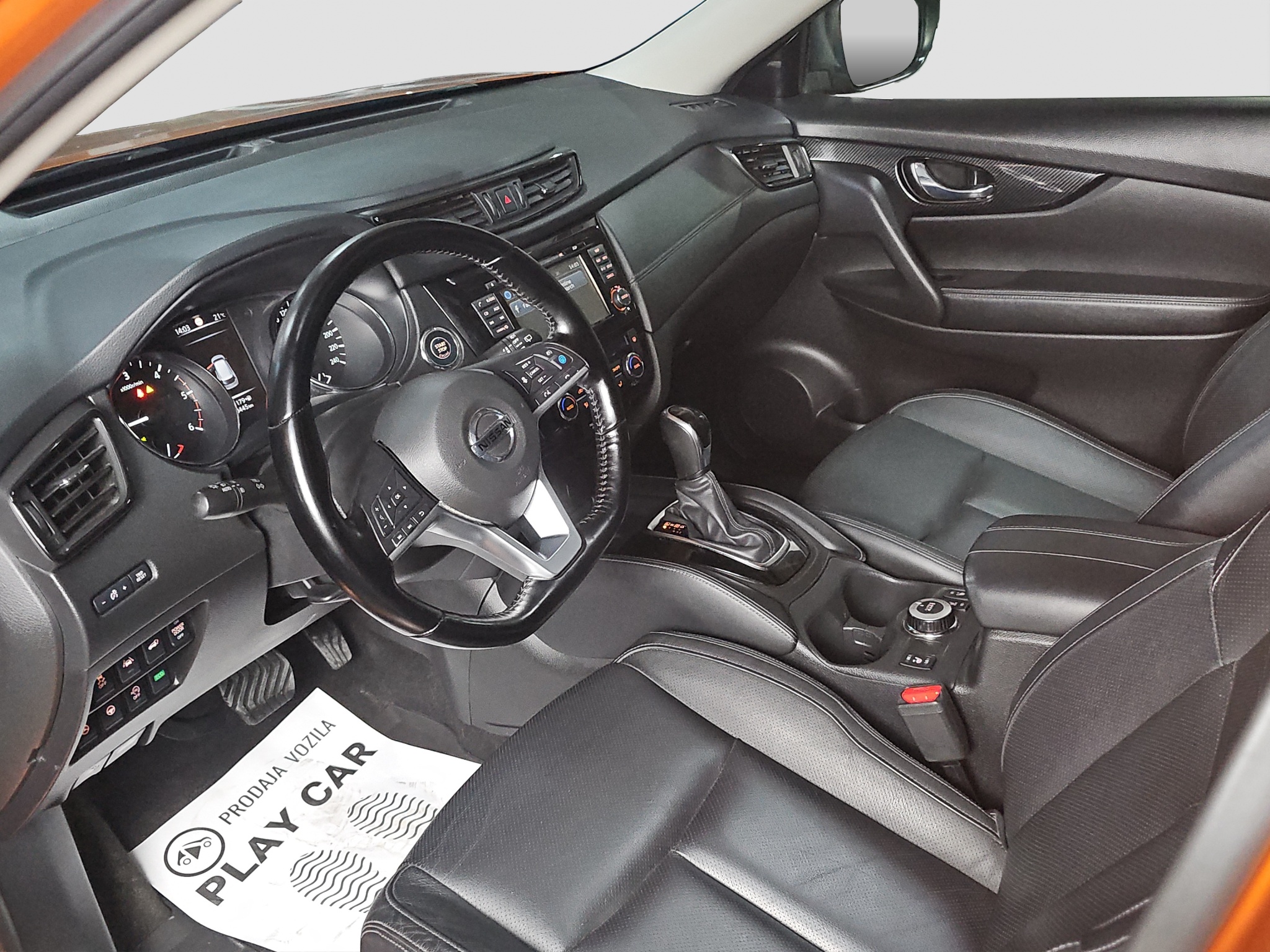 
								Nissan X-Trail TeknaPlus/7sed/AUTO full									