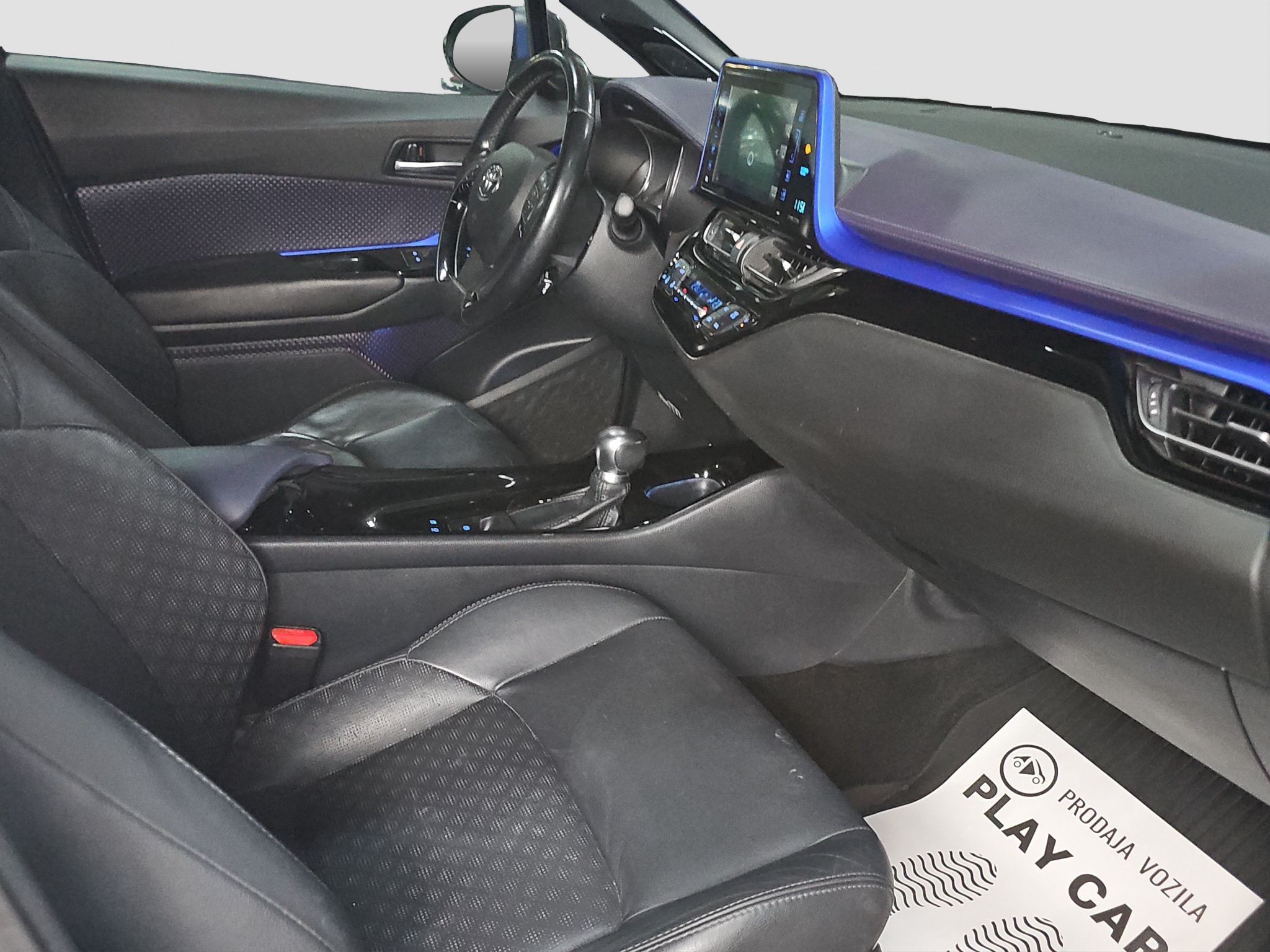 
								Toyota C-HR FU.LL full									